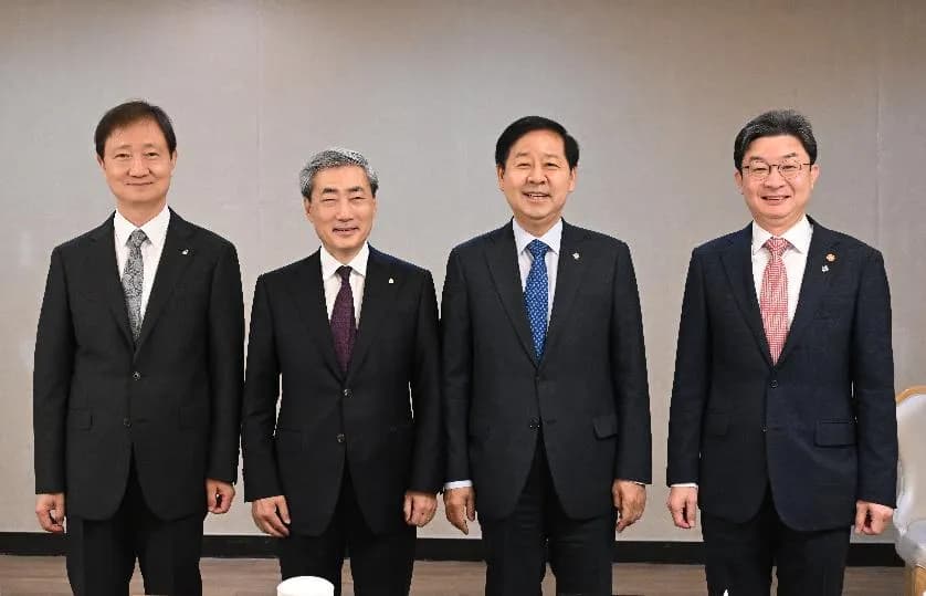 정부 ‘긴급 시장상황점검회의’ 개최…환율 쏠림 현상에 단호한 대응 예고
