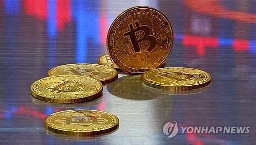 비트코인, 6만 달러선 붕괴...미국 통화긴축이 부추긴 폭락세 - TokenPost